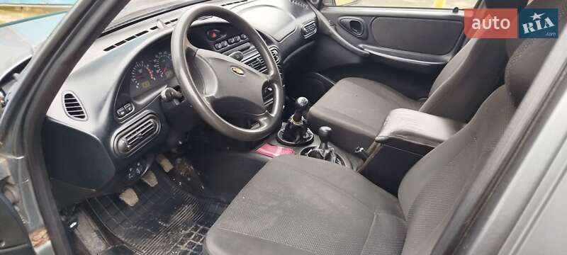 Внедорожник / Кроссовер Chevrolet Niva 2008 в Виннице