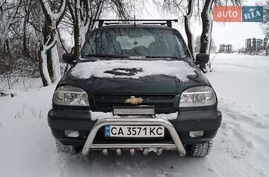 Позашляховик / Кросовер Chevrolet Niva 2004 в Чорнобаї