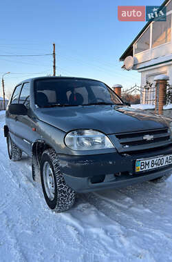 Позашляховик / Кросовер Chevrolet Niva 2006 в Путивлі