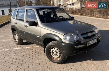 Внедорожник / Кроссовер Chevrolet Niva 2011 в Пустомытах