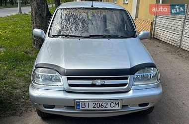 Внедорожник / Кроссовер Chevrolet Niva 2006 в Лохвице