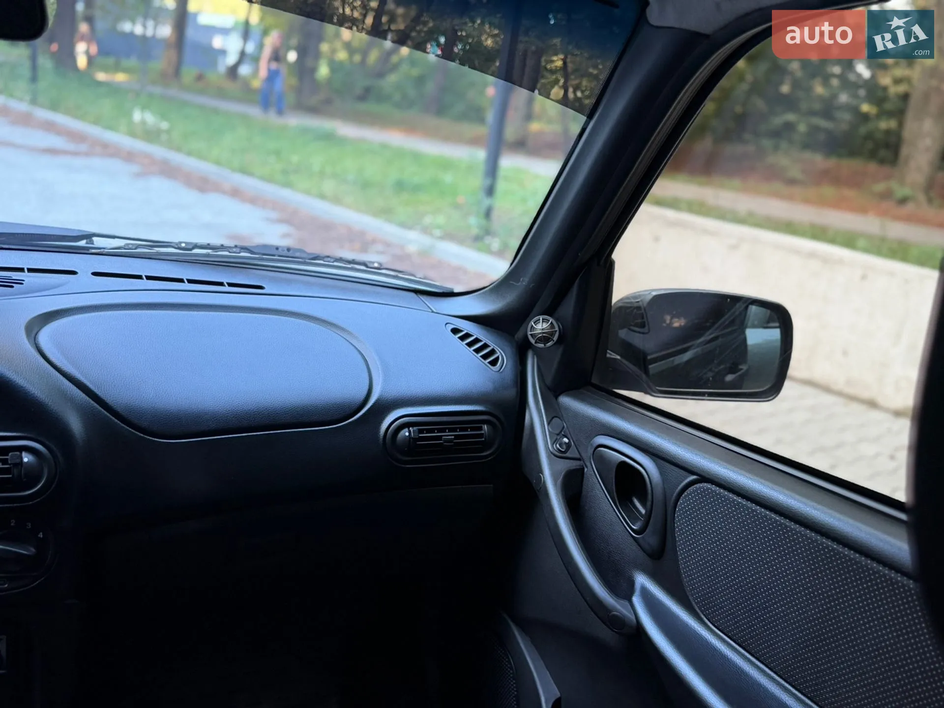 2015 Chevrolet Niva - мініатюра 41