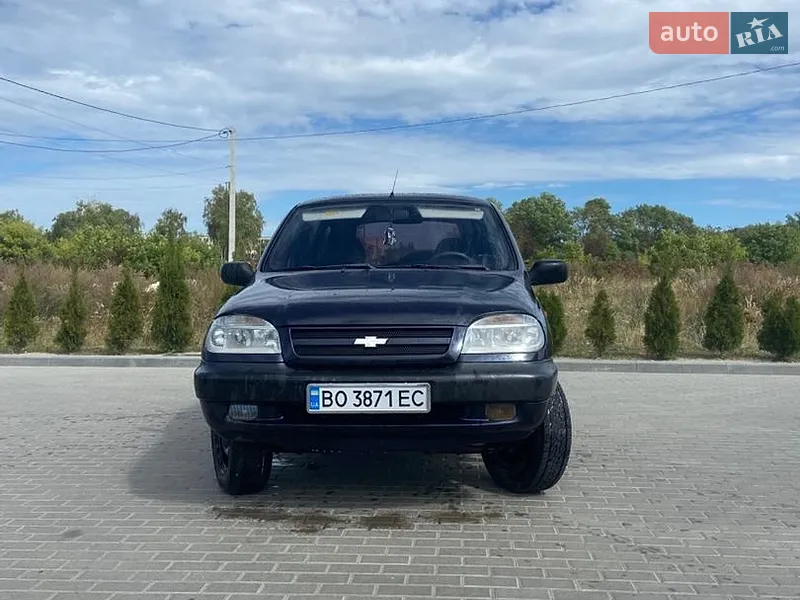 Chevrolet Niva 2005