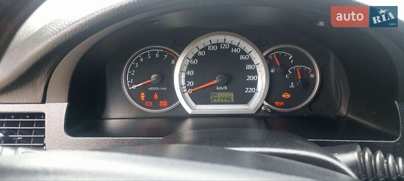 Седан Chevrolet Nubira 2004 в Киеве