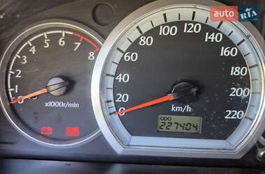 Седан Chevrolet Nubira 2004 в 