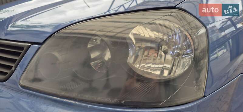 Седан Chevrolet Nubira 2004 в Хмельницком