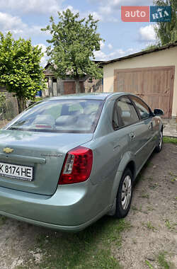 Седан Chevrolet Nubira 2003 в Сарнах