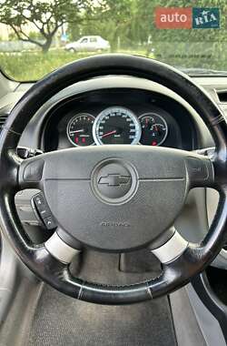 Универсал Chevrolet Nubira 2006 в 