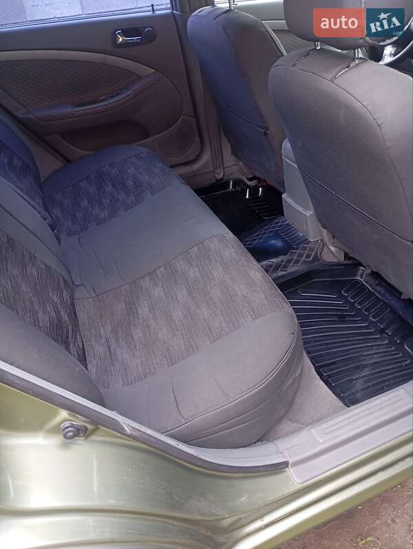 Универсал Chevrolet Nubira 2004 в Волочиске