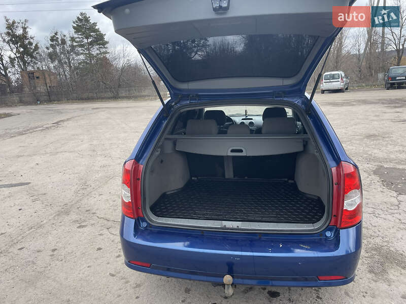 Универсал Chevrolet Nubira 2006 в Ружине