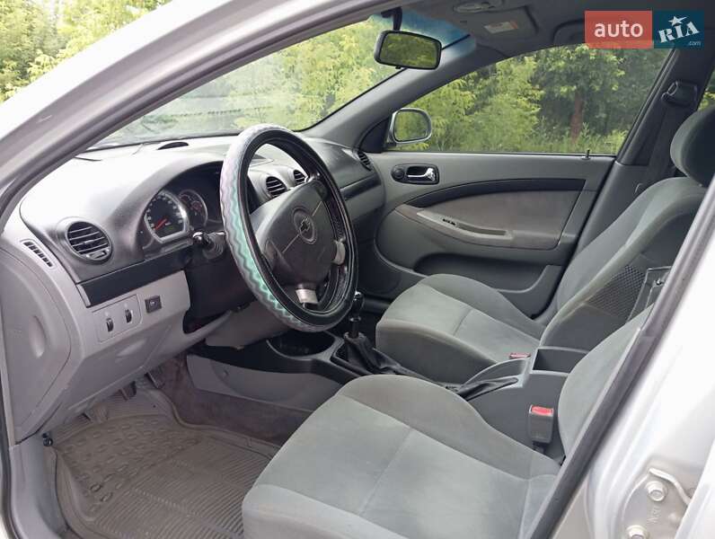 Универсал Chevrolet Nubira 2007 в Мене