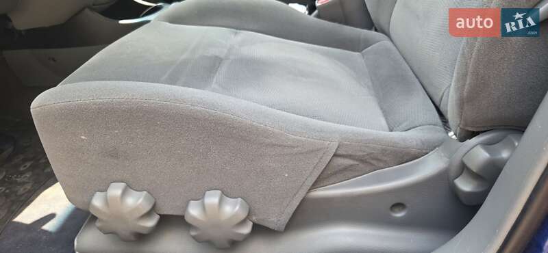 Седан Chevrolet Nubira 2005 в Запорожье