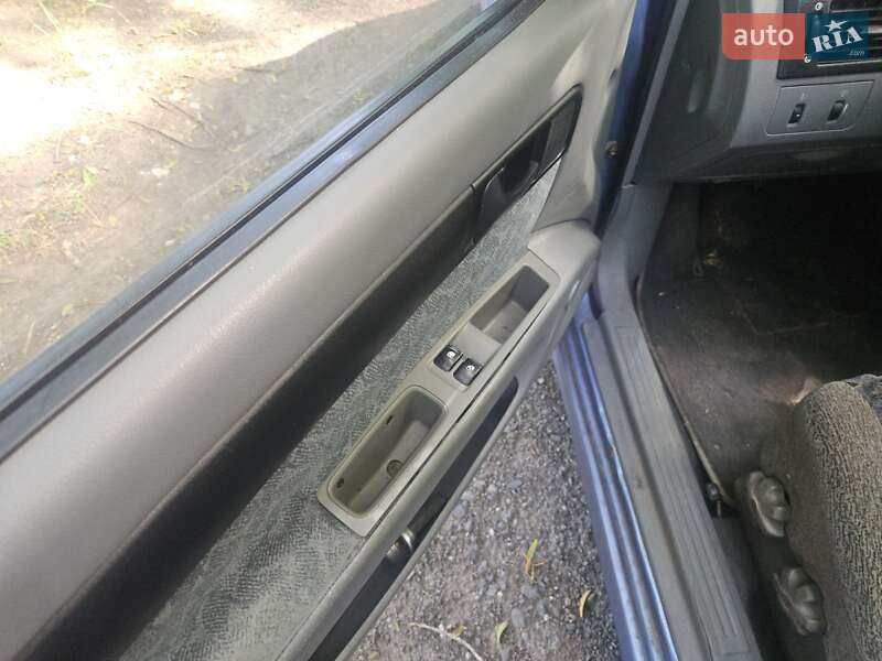 Седан Chevrolet Nubira 2004 в Харькове фото 2 Седан Chevrolet Nubira 2004 в Харькове