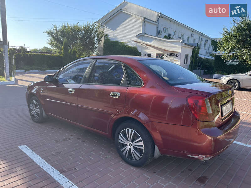 Седан Chevrolet Nubira 2004 в Прилуках