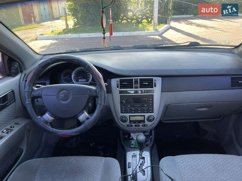 Седан Chevrolet Nubira 2004 в Прилуках