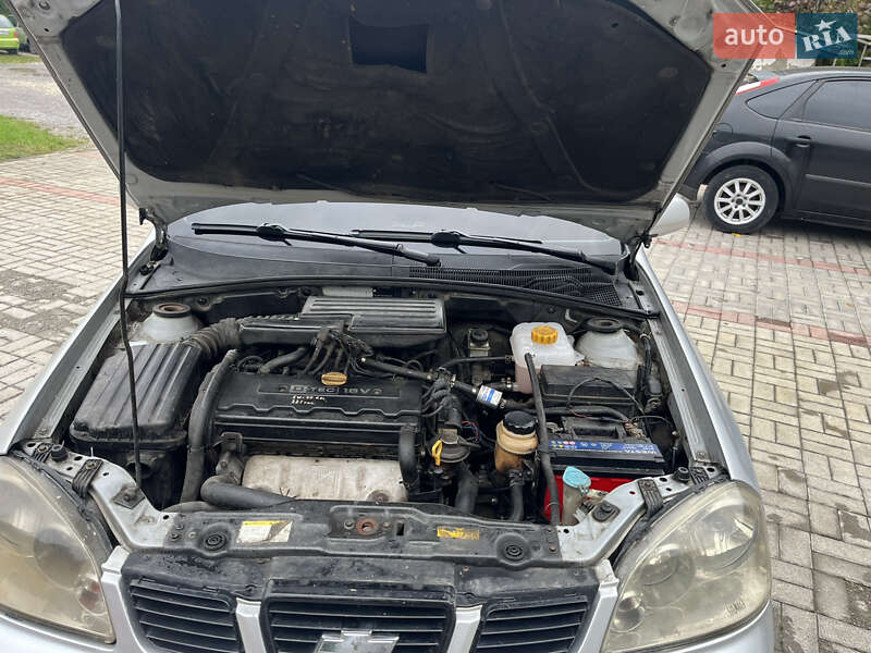 Седан Chevrolet Nubira 2004 в Каменец-Подольском фото 11 Седан Chevrolet Nubira 2004 в Каменец-Подольском