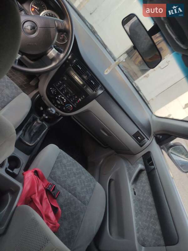 Седан Chevrolet Nubira 2004 в Миколаєві