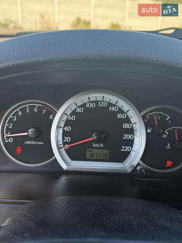 Универсал Chevrolet Nubira 2004 в Могилев-Подольске