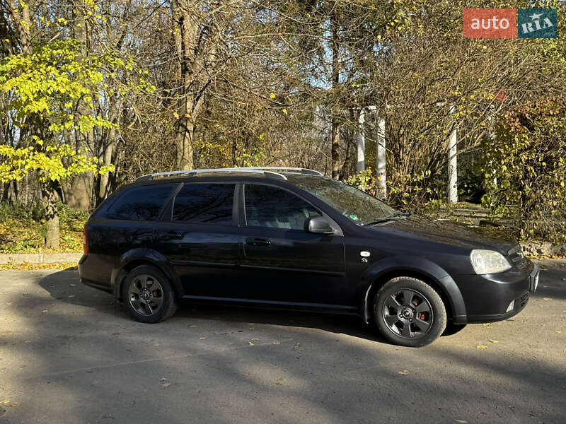 Универсал Chevrolet Nubira 2010 в Волочиске
