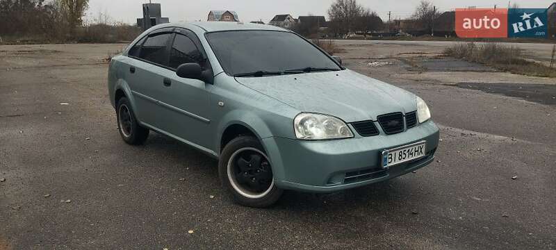 Седан Chevrolet Nubira 2004 в Лубнах