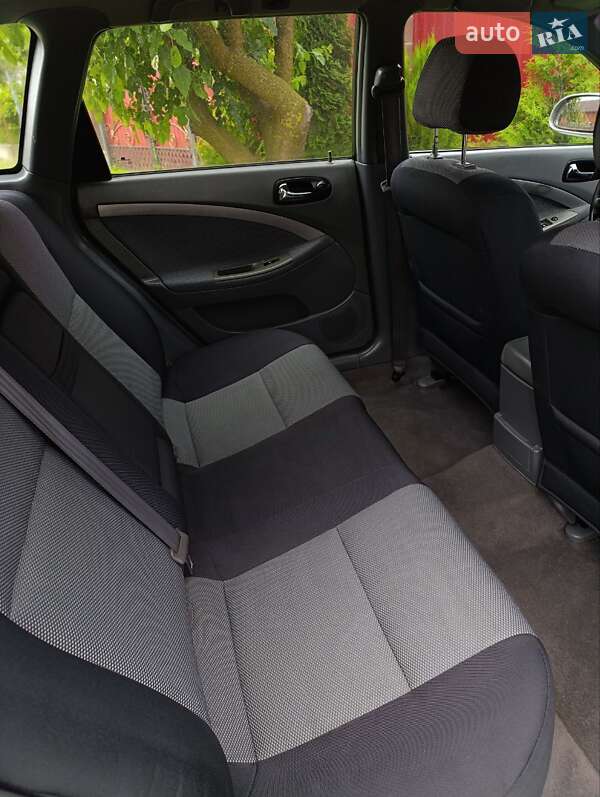 Универсал Chevrolet Nubira 2006 в Сарнах фото 5 Универсал Chevrolet Nubira 2006 в Сарнах
