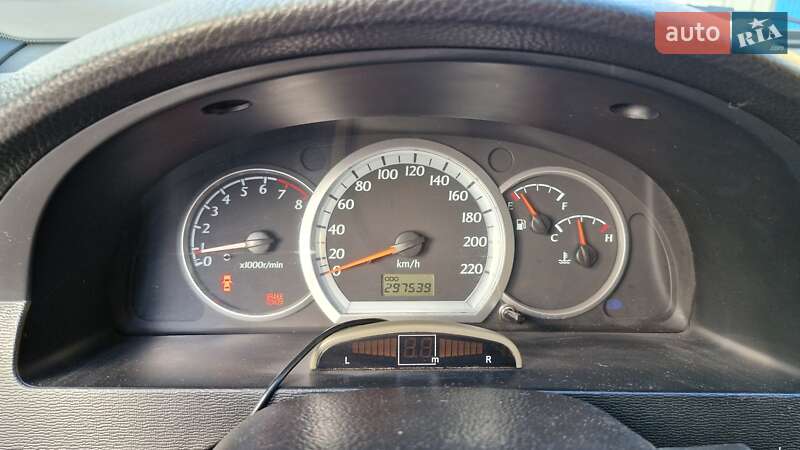 Седан Chevrolet Nubira 2004 в Хмельницком