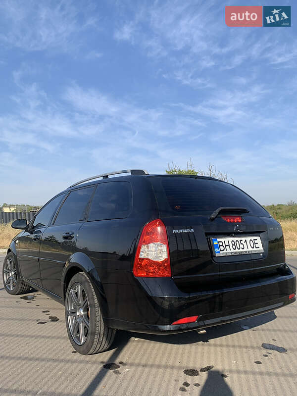 Универсал Chevrolet Nubira 2006 в Авангарде