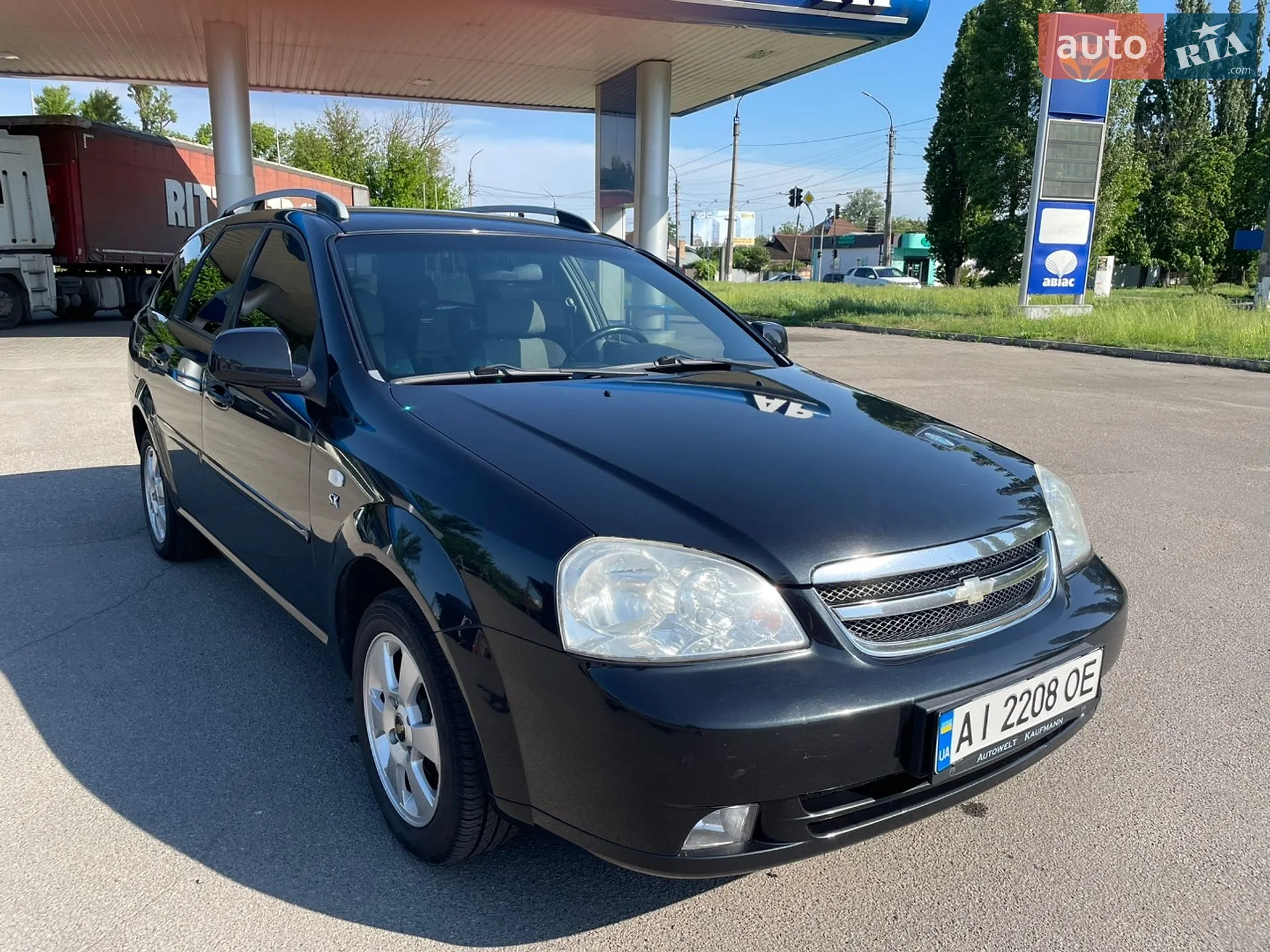 2010 Chevrolet Nubira - мініатюра 2