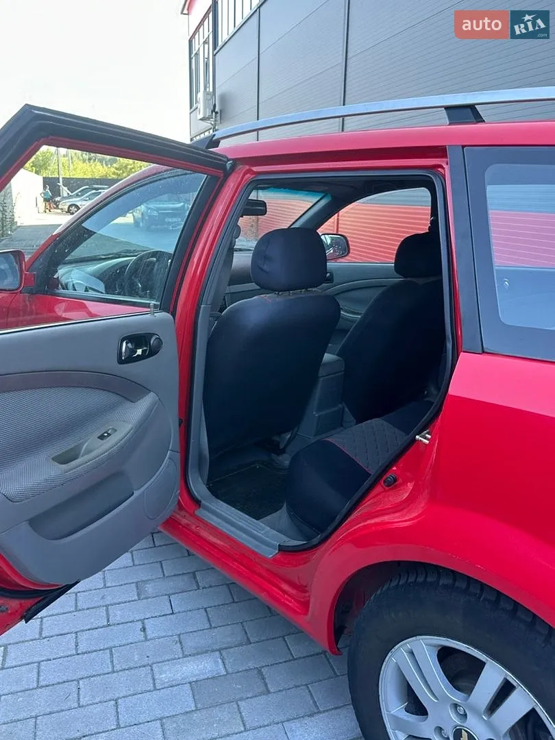 2010 Chevrolet Nubira - мініатюра 11