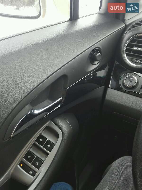 Мінівен Chevrolet Orlando 2013 в Зборові