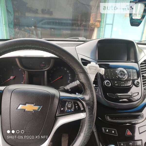 Минивэн Chevrolet Orlando 2011 в Долине