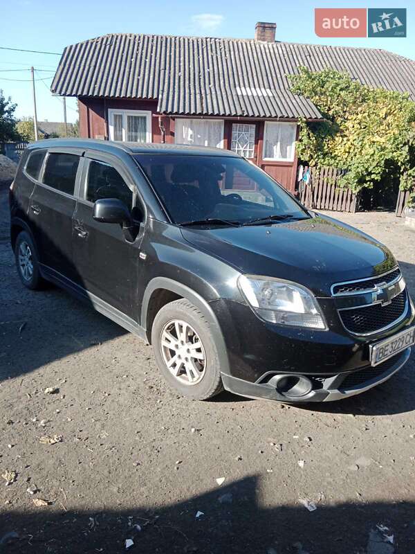 Минивэн Chevrolet Orlando 2011 в Жовкве