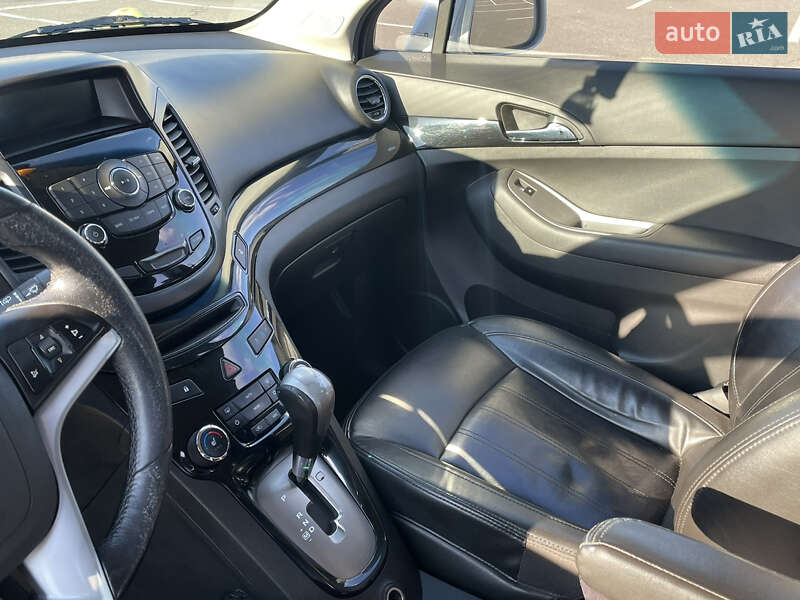 Минивэн Chevrolet Orlando 2012 в Киеве фото 18 Минивэн Chevrolet Orlando 2012 в Киеве