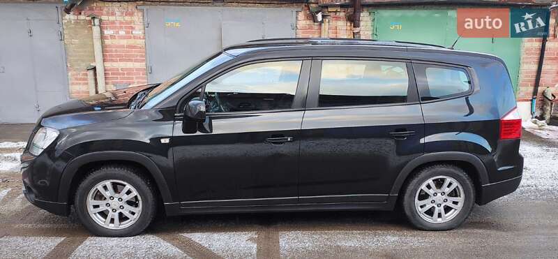 Минивэн Chevrolet Orlando 2012 в Вараше