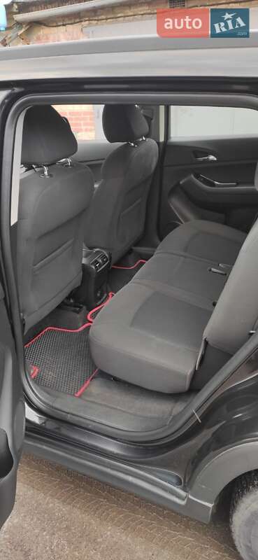 Минивэн Chevrolet Orlando 2012 в Вараше