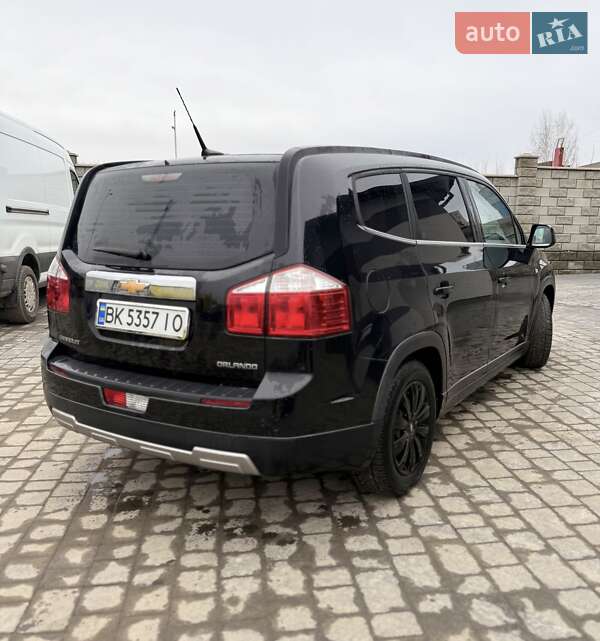 Минивэн Chevrolet Orlando 2012 в Ровном