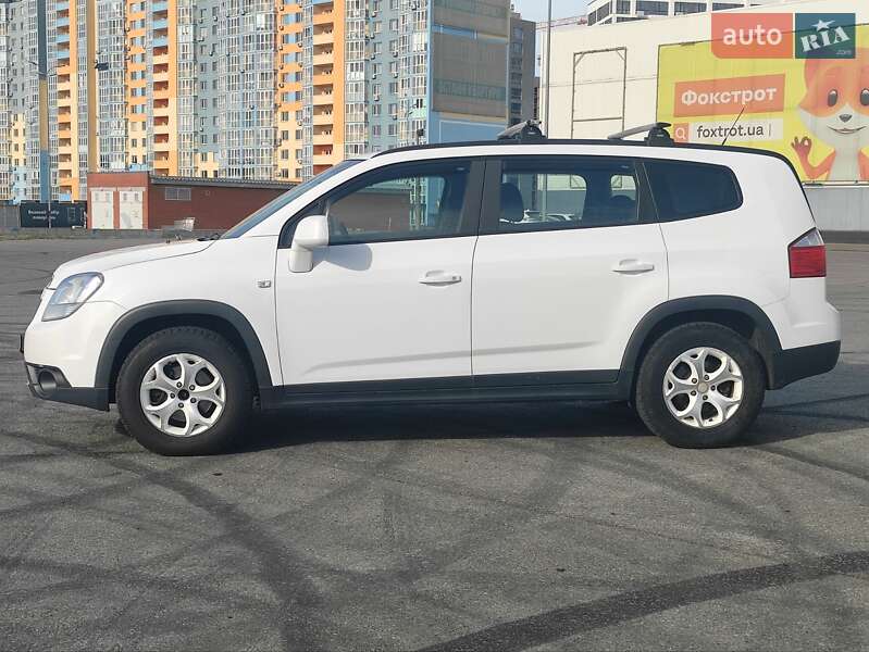 Минивэн Chevrolet Orlando 2011 в Киеве