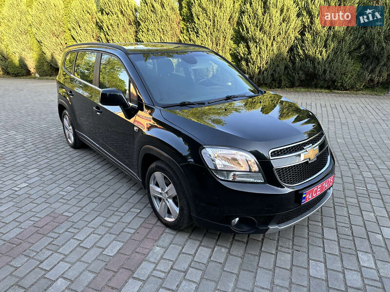 Минивэн Chevrolet Orlando 2011 в 
