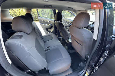 Минивэн Chevrolet Orlando 2011 в 