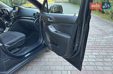 Минивэн Chevrolet Orlando 2011 в 