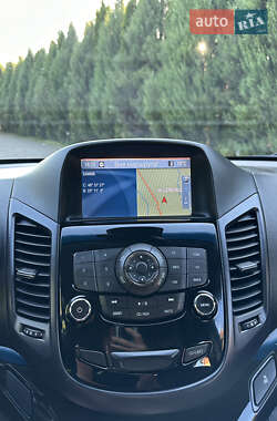Минивэн Chevrolet Orlando 2011 в 