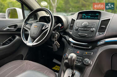 Минивэн Chevrolet Orlando 2011 в 