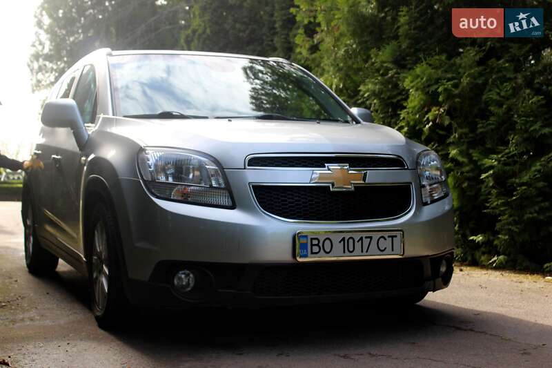 Минивэн Chevrolet Orlando 2012 в Сарнах