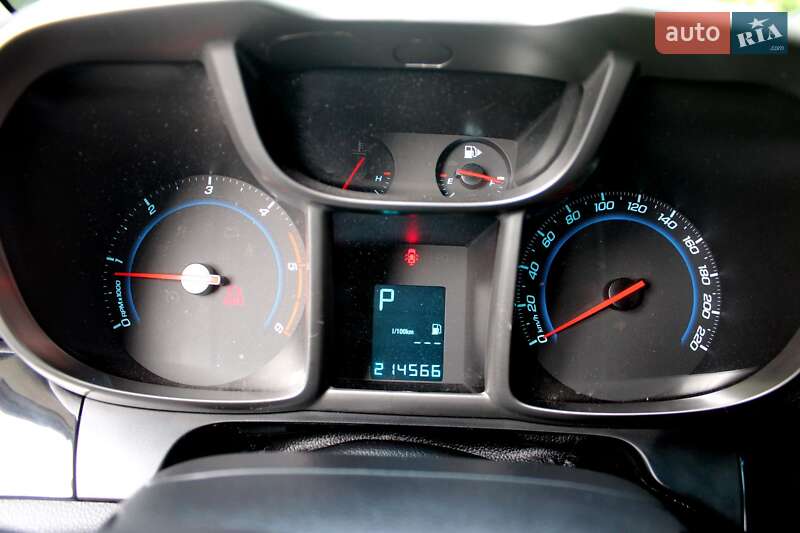 Минивэн Chevrolet Orlando 2012 в Сарнах