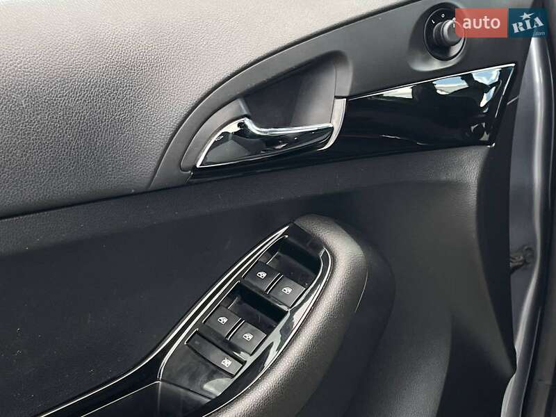 Мінівен Chevrolet Orlando 2013 в Львові