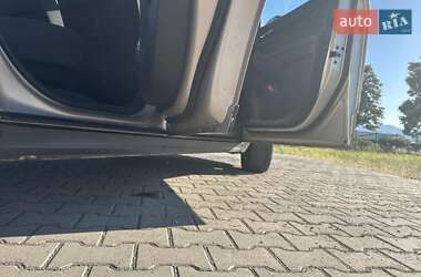Мінівен Chevrolet Orlando 2011 в 