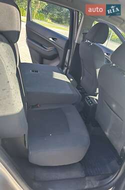 Мінівен Chevrolet Orlando 2011 в 