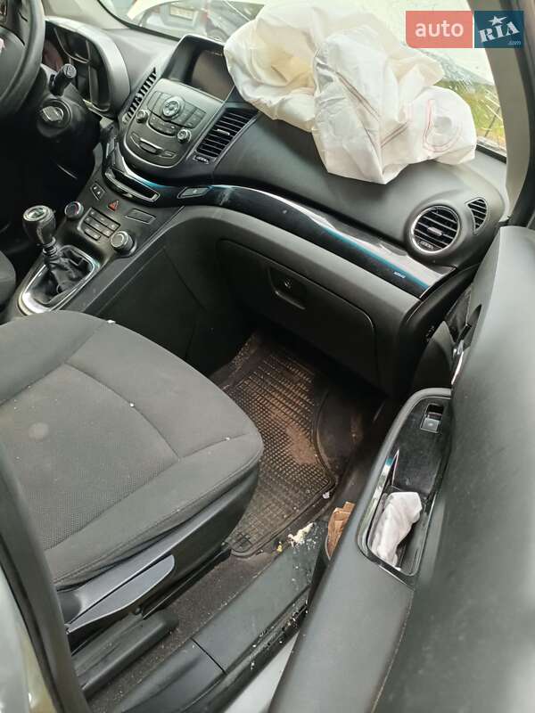 Минивэн Chevrolet Orlando 2013 в Львове