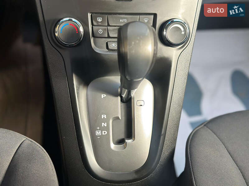 Минивэн Chevrolet Orlando 2012 в Львове