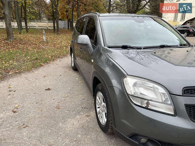Минивэн Chevrolet Orlando 2011 в Чернигове